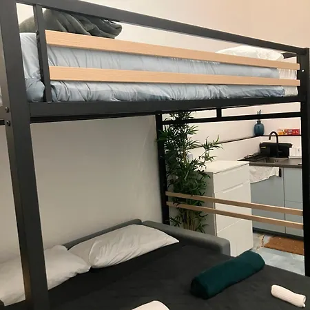 Appartement Poliziano Destra Rome